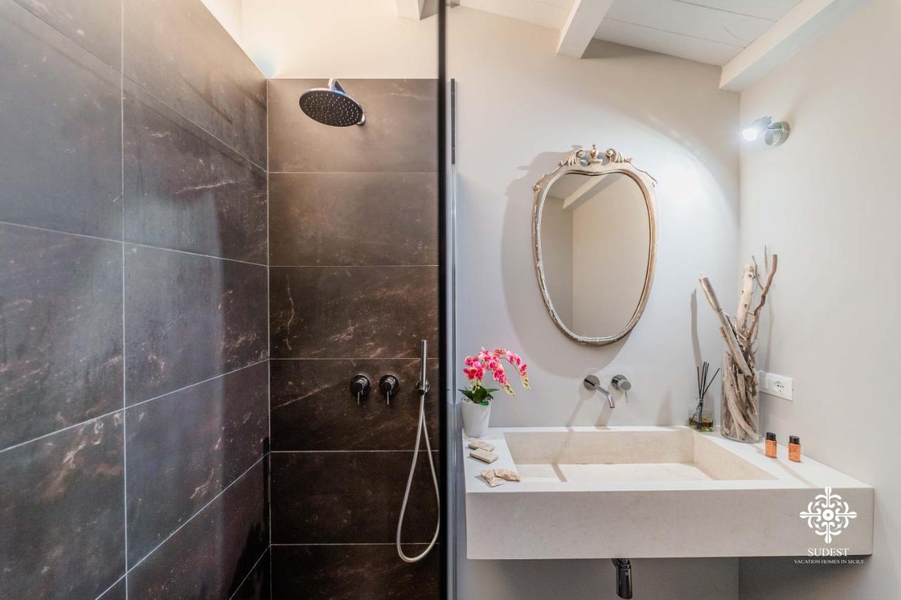Ortigia Charming Suite Szirakúza Kültér fotó