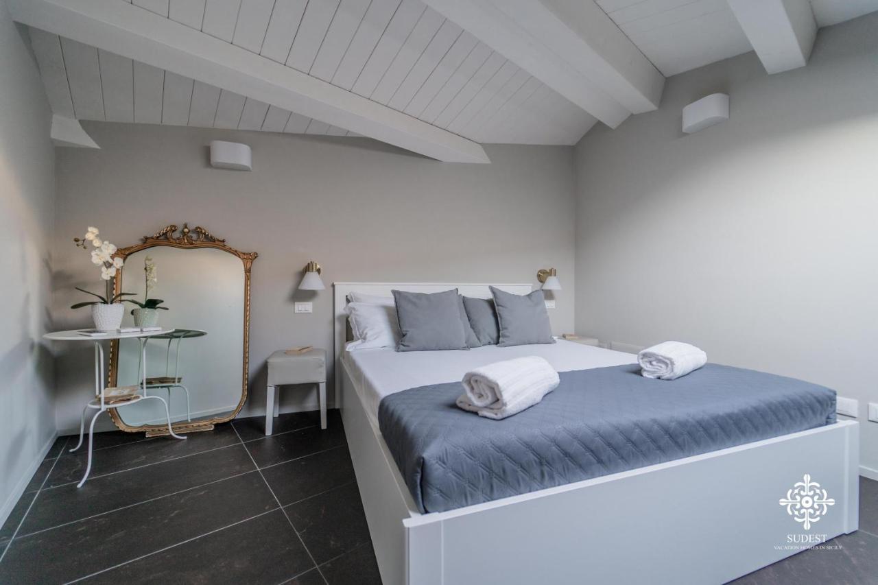 Ortigia Charming Suite Szirakúza Kültér fotó